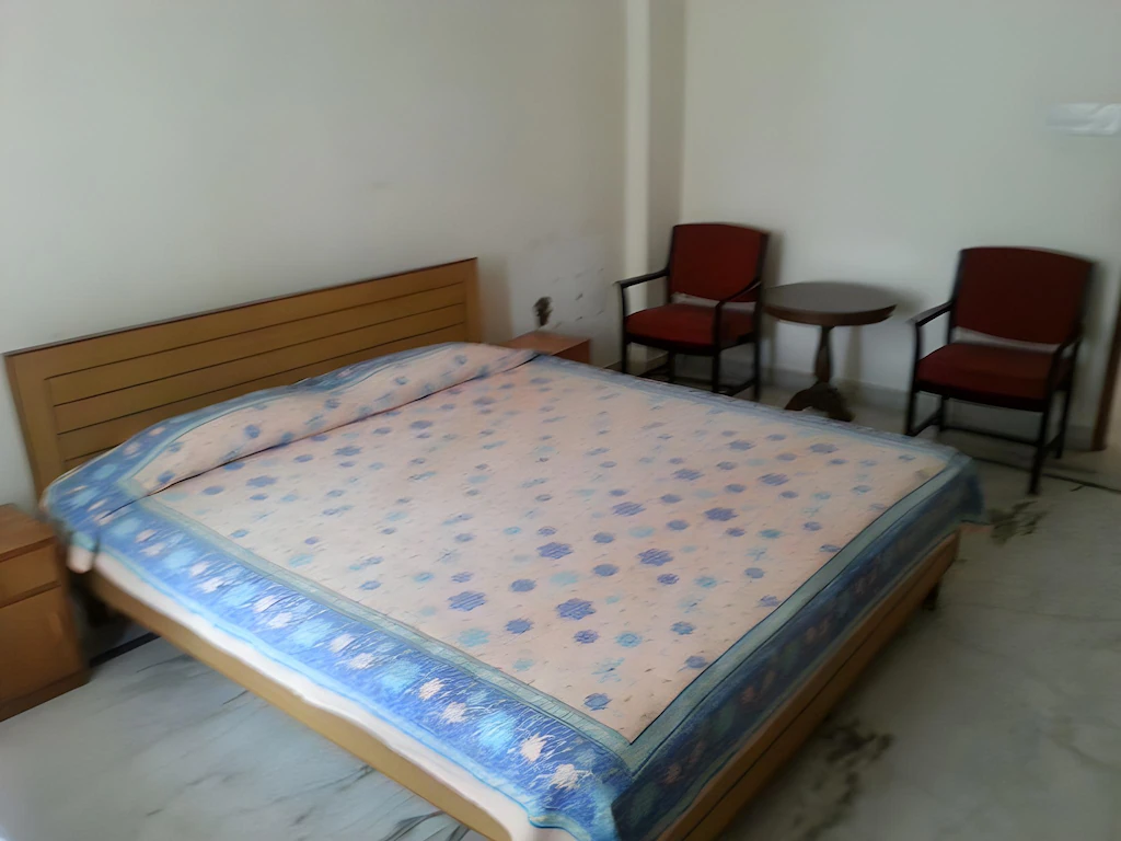 Standard Guest Bedroom